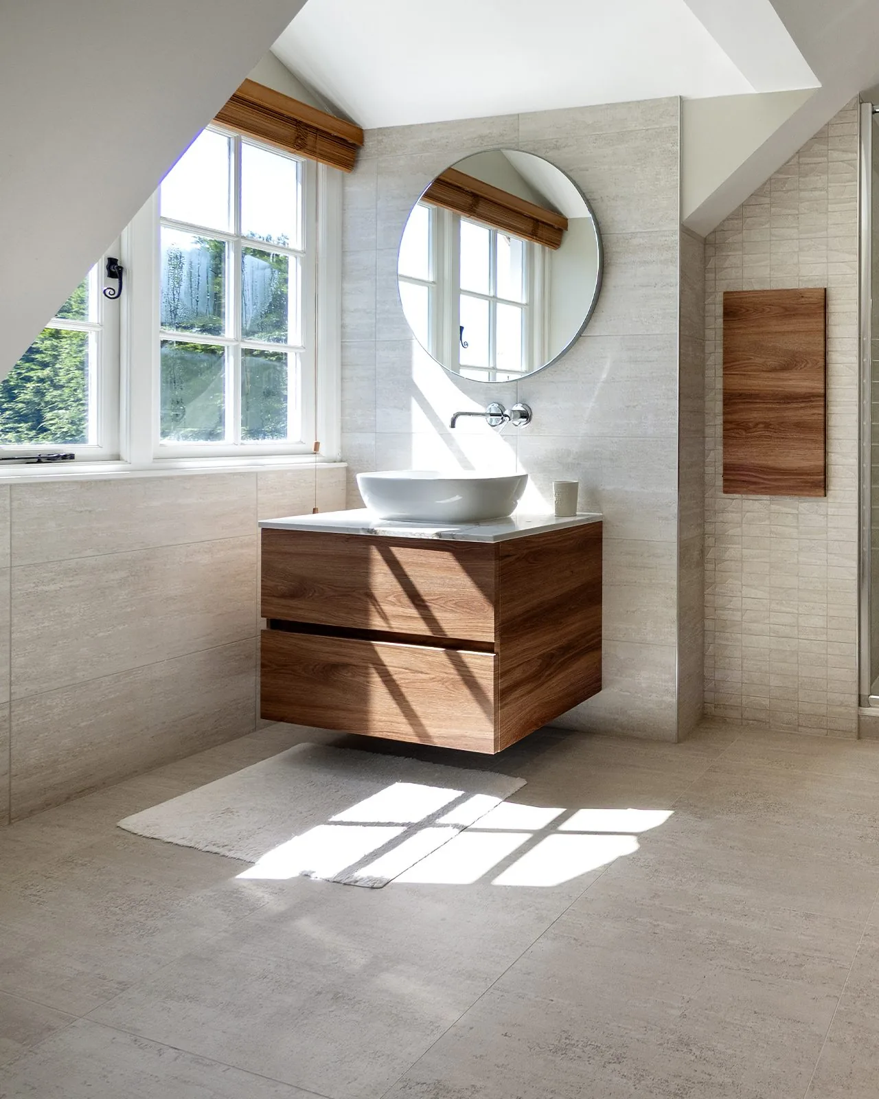 Segundo baño del showroom de Plum-Mex