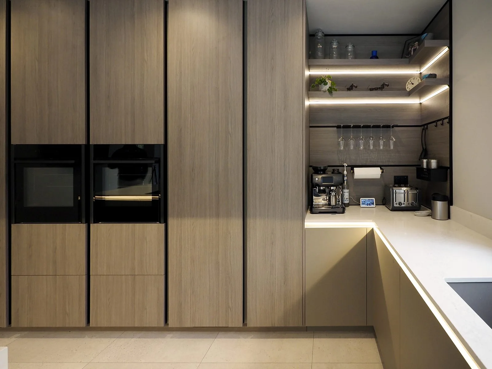 Cocina de diseño en el showroom de Plum-Mex